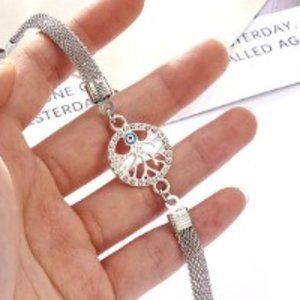 NWOT Rhinestone Tree of Life Bracelet Jewelry Charm